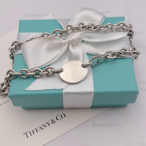 Tiffany & Co. Return to Tiffany Oval Tag Choker Necklace Sterling Silver W/ Box - Picture 5 of 12